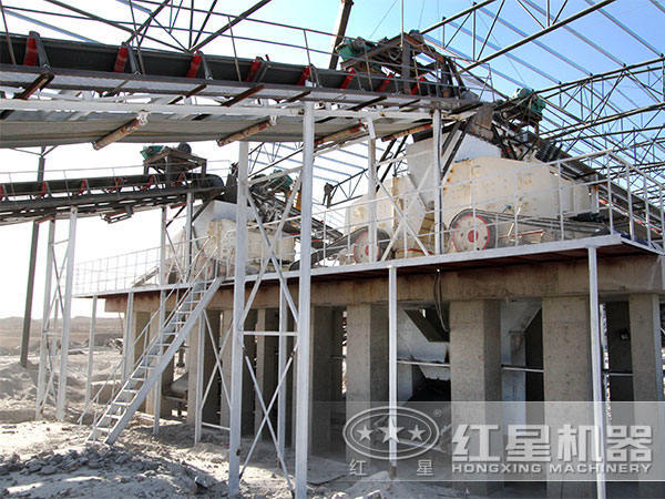产量1400T/H反击式破碎机客户现场 产量1400T/H反击式破碎机客户现场