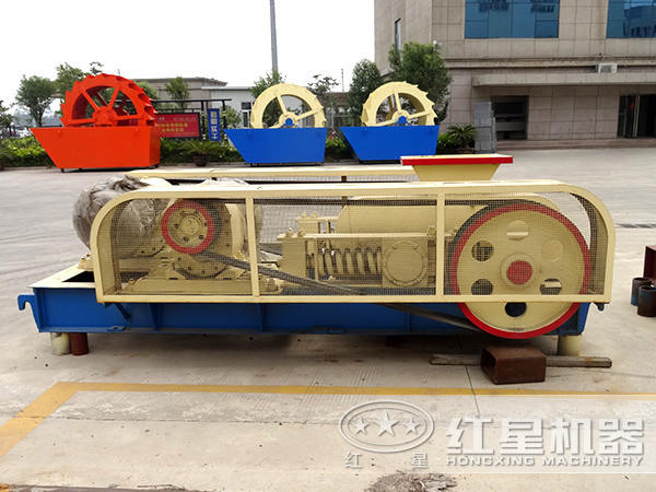 红星对辊式破碎机价格 红星对辊式破碎机价格