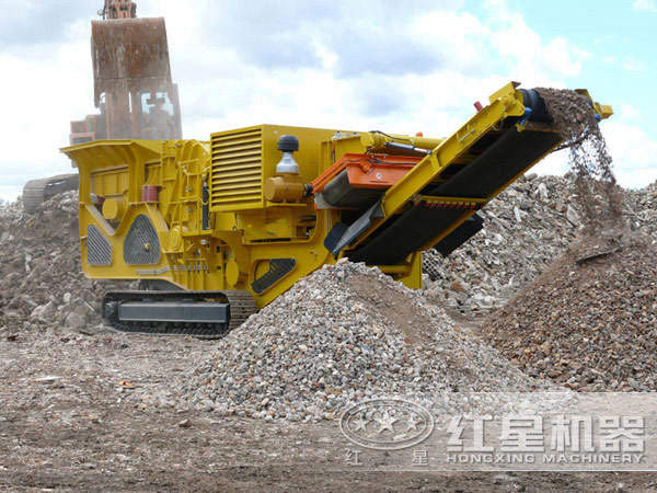 破碎建筑垃圾的履带式移动破碎站 破碎建筑垃圾的履带式移动破碎站