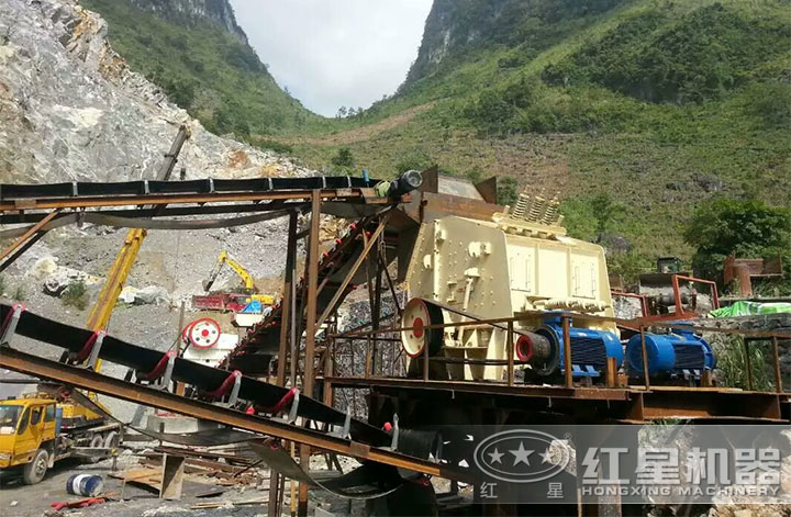 碎石加工现场 碎石加工现场